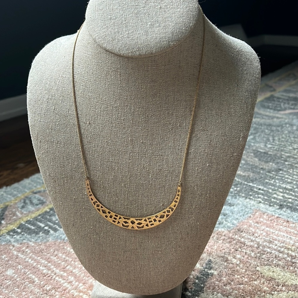 Stella & Dot Avalon Crescent Necklace